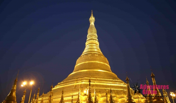 shwedagon_beatiful_light