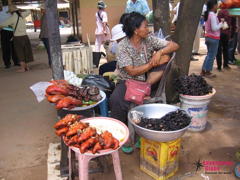 Phnom Penh naar Angkor Highlights