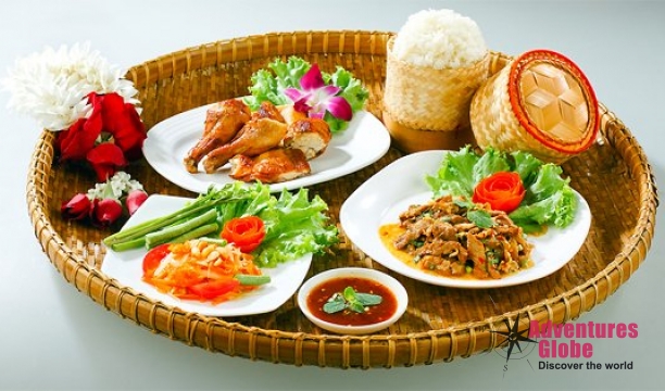 laos-traditonele-rijst-tafel
