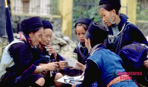 black-hmong-people