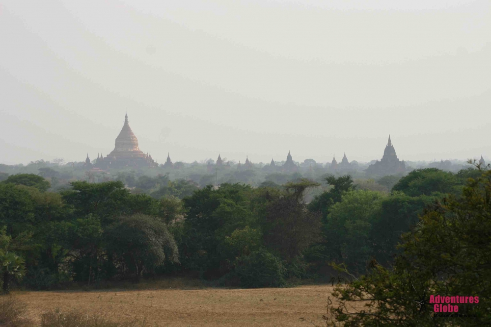 Luchtballonnen over Bagan